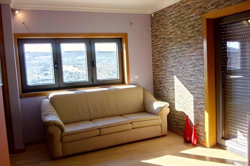 Casa Da Oliveira Apartment Milhao Bagian luar foto